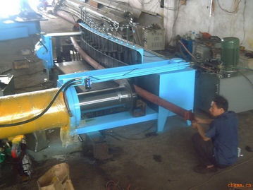 制造頂彎?rùn)C(jī) 晨鐘型材 蘭州頂彎?rùn)C(jī) 新疆頂彎?rùn)C(jī)